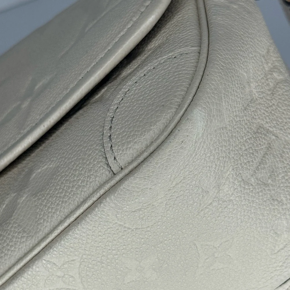 Louis Vuitton Diane Cream Empriente Monogram - Picture 5 of 16